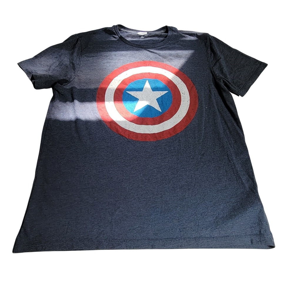 Old Navy Marvel Captain America Shield Graphic T-Shirt Mens Large Heather Blue